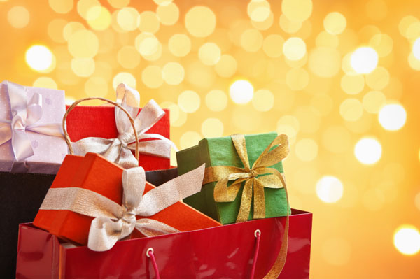 Does the Thought Really Count?: An Economic Analysis on Gifts